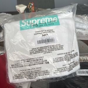 Brand new large white supreme tiff box logo shirt s/s